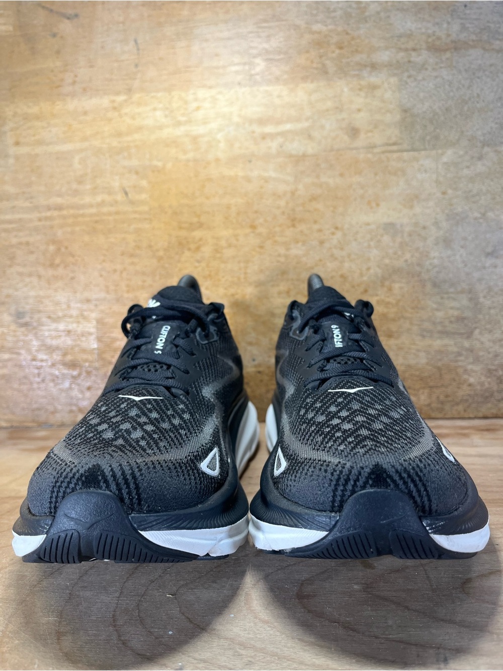 Hoka One One Clifton 9 REFLECTIVE Womens Size 7.5 Running Shoes Sneakers Black - Picture 2 of 12